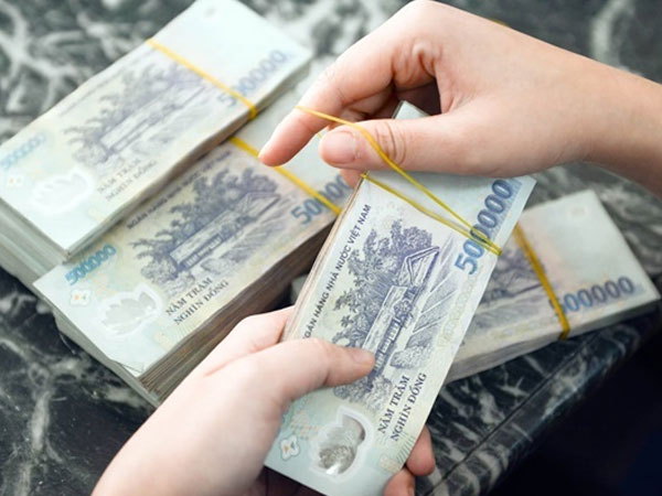 Người Việt 'mê' tiền mặt nhất nhì Đông Nam Á