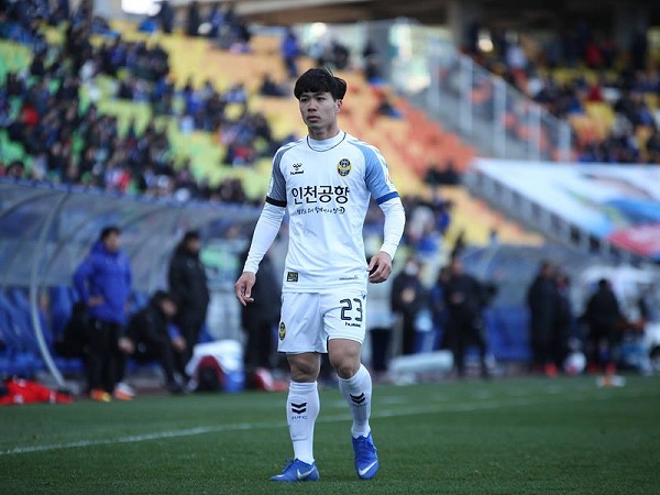 Công Phượng đá trọn vẹn cả trận, Incheon United thua cay đắng Pohang ngay trên sân nhà