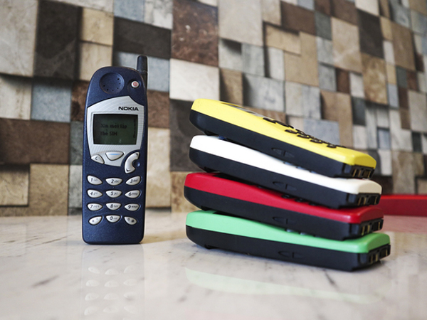 Bộ sưu tập điện thoại Nokia 5110 của nữ dân chơi Sài Gòn