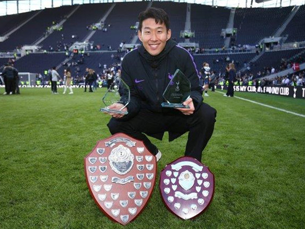 Son Heung-min giành cú đúp danh hiệu cá nhân cùng Tottenham