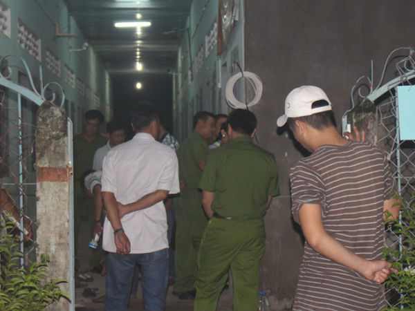 Phát hiện thanh niên chết bốc mùi trong phòng trọ khóa trái, cạnh chiếc quạt máy đang chạy