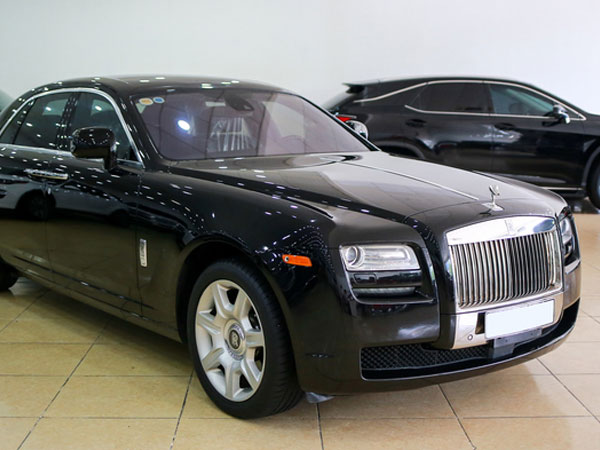 Rolls-Royce Ghost 2011 giá 10 tỷ đồng