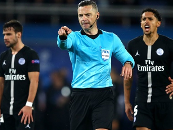 Thần tài của Man Utd cầm còi chung kết Champions League