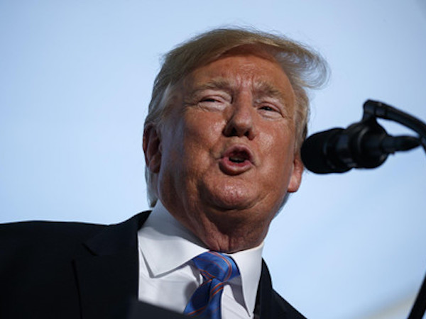 Tổng thống Trump sắp ký lệnh cấm công ty Mỹ dùng thiết bị Huawei