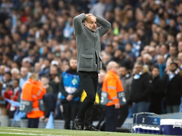 Bị cấm dự Champions League, Man City tổn thất thế nào?