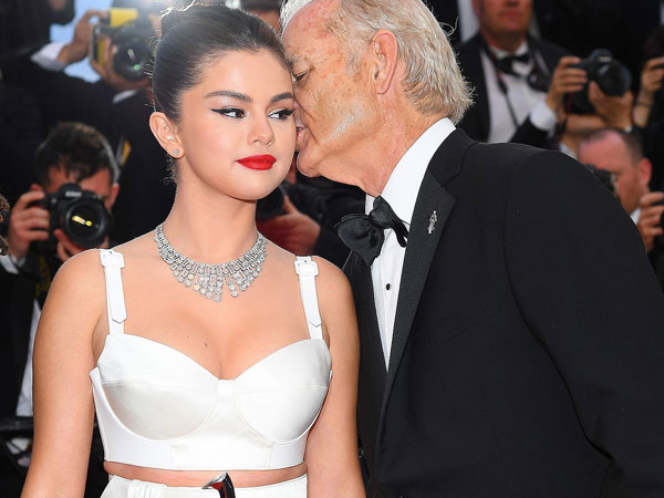 Sau bao năm chia tay Justin, Selena Gomez thông báo chuẩn bị kết hôn với tài tử 69 tuổi?