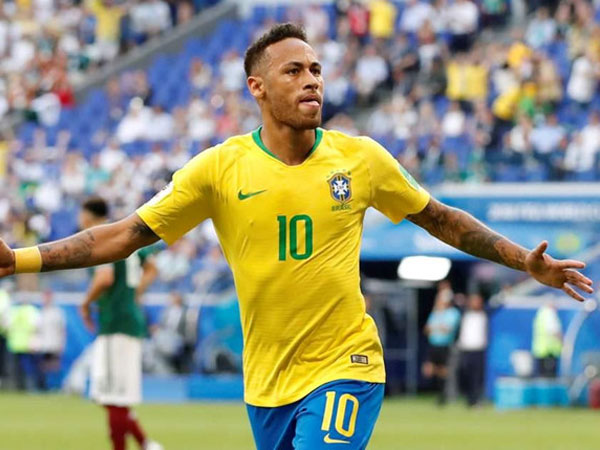 Brazil gọi Neymar, gạt Marcelo khỏi đội hình dự Copa America