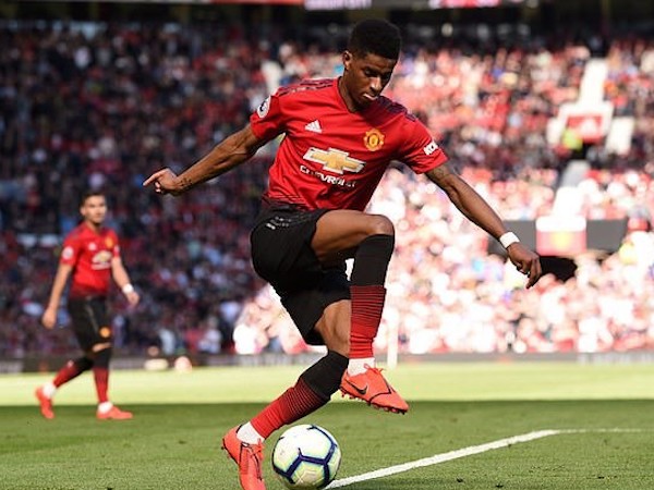 Học đòi De Gea, Rashford hoãn kí hợp đồng với Man United