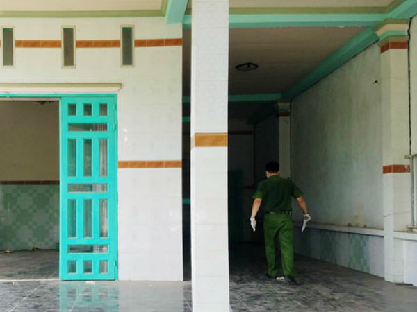 Vụ xác người trong khối bê tông: Hàng xóm thấy mùi hôi 1 tháng trước