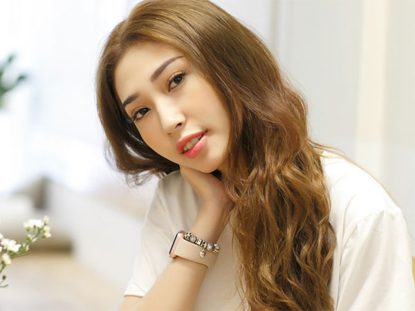 Hậu chia tay Ngô Kiến Huy, Khổng Tú Quỳnh phản ứng thế nào khi bị hỏi có người yêu chưa?
