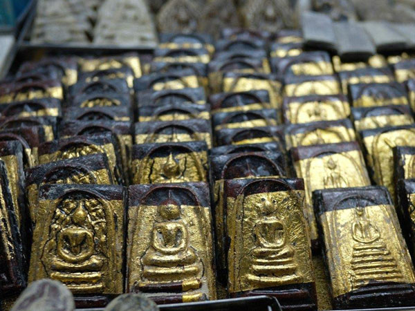 Thị trường buôn bán bùa hộ mệnh hơn tỷ USD ở Thái Lan