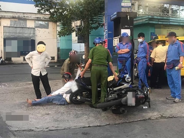 Góc nghiệp quật tức thì: Trộm xe vừa đổ xăng đầy bình thì bị tóm 'không trượt phát nào'