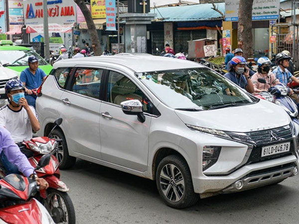 Mitsubishi Xpander chết máy tại ĐN - có cặn làm lỗi bơm nhiên liệu
