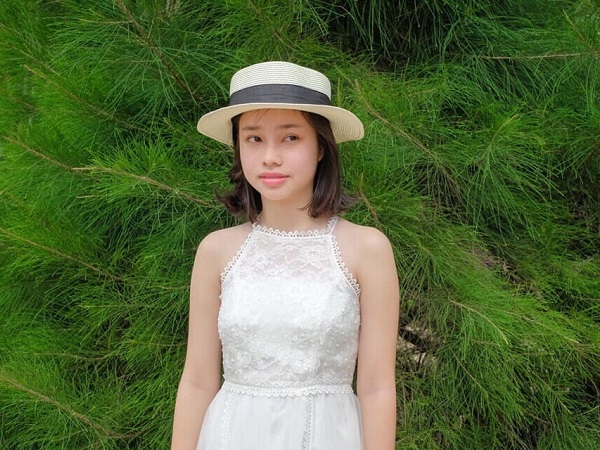 Nữ chính 13 tuổi đóng cảnh nóng trong 'Vợ ba' nói gì khi phim dừng chiếu?