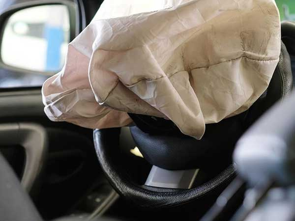 Túi khí trên ôtô và những con số có thể bạn chưa biết