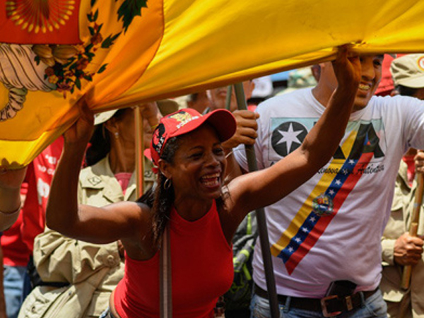 Video: Người Venezuela tuần hành kỷ niệm ngày Maduro tái đắc cử