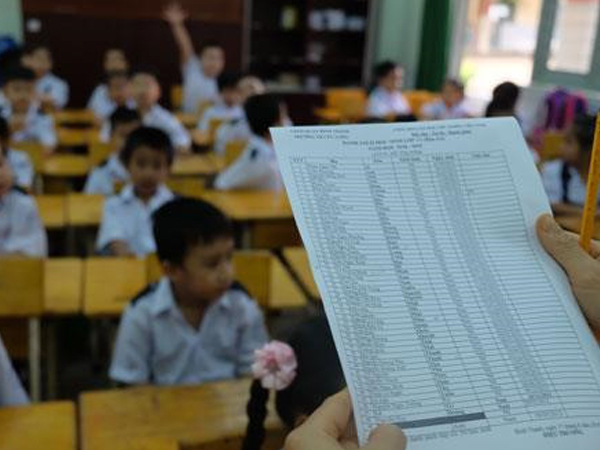 Cả lớp học sinh giỏi vì phụ huynh gây áp lực, thầy cô lo thành tích