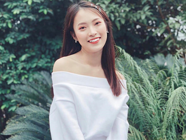Dàn hot girl Học viện Ngoại giao toàn Hoa khôi, MC nổi tiếng