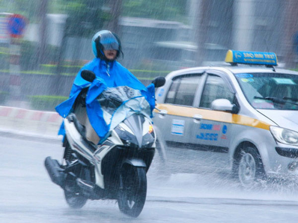 Dự báo thời tiết 22/5: Mưa dông cả nước, Hà Nội mát mẻ