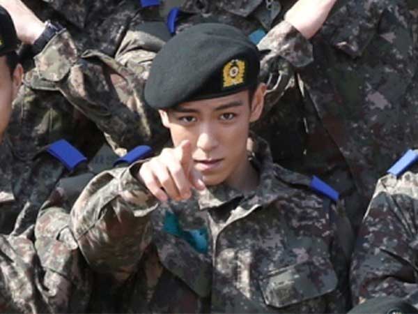 T.O.P (Big Bang) được xuất ngũ sớm hẳn 1 tháng, dân mạng thắc mắc: 'Một công dân bình thường có thể rút ngắn thời gian xuất ngũ bằng cách hút cần sa không nhỉ?'