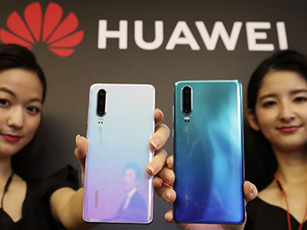Một loạt nhà mạng Âu, Á dừng đặt hàng điện thoại mới của Huawei