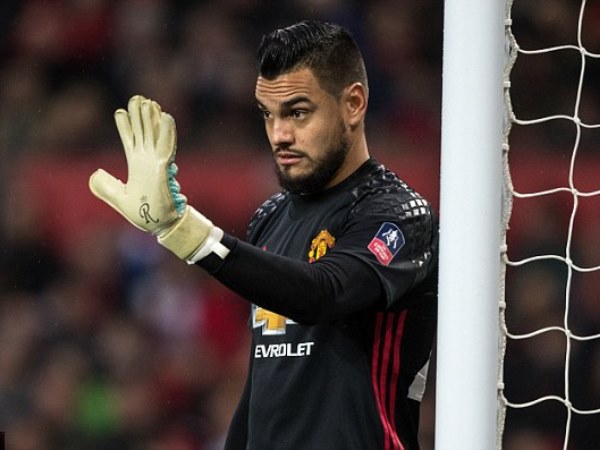 Solskjaer đã có phương án thay thế nếu David de Gea quyết rời Old Trafford