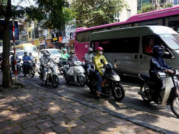 Vì sao đợt nắng nóng tháng 4 liên tục xuất hiện những kỷ lục về nhiệt độ?