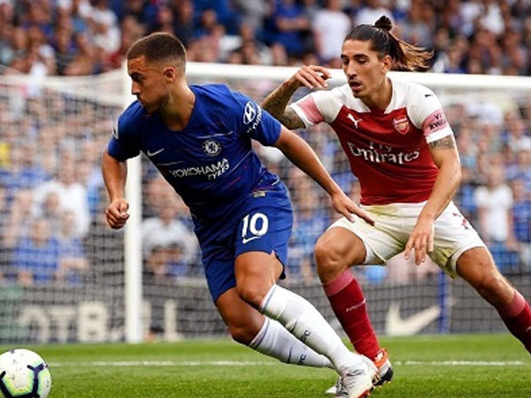 Arsenal và Chelsea trả lại gần 6.000 vé chung kết Europa League