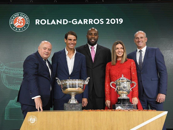 Nadal chung nhánh Federer tại Pháp mở rộng 2019