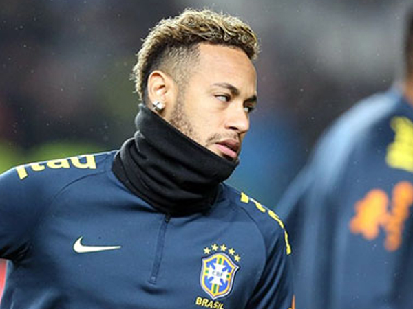 Neymar tự ý rời PSG