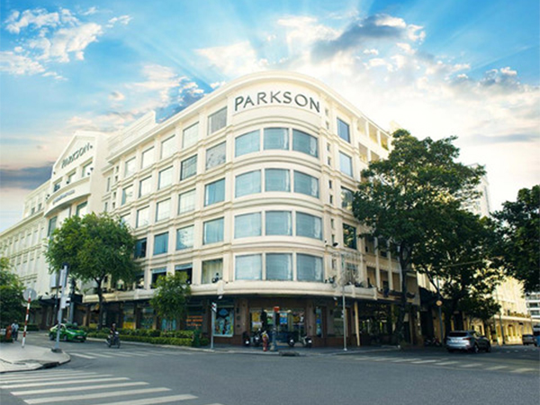 Parkson 'lột xác' sau nhiều năm thua lỗ, đóng cửa đồng loạt