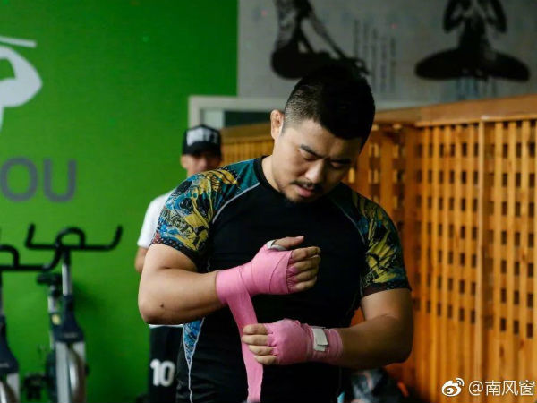 Sư phụ Vịnh Xuân: 'Từ Hiểu Đông đang tẩy não lứa trẻ Trung Quốc'