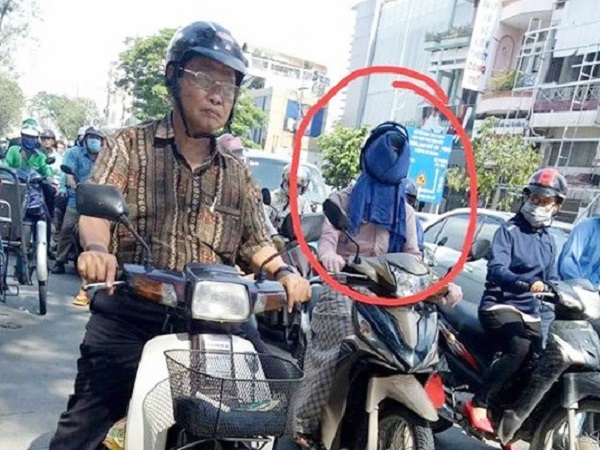 Trời nóng như rang, hội chị em hãy cân nhắc trước khi chống nắng bằng cách 'hết hồn chim én' này nhé!