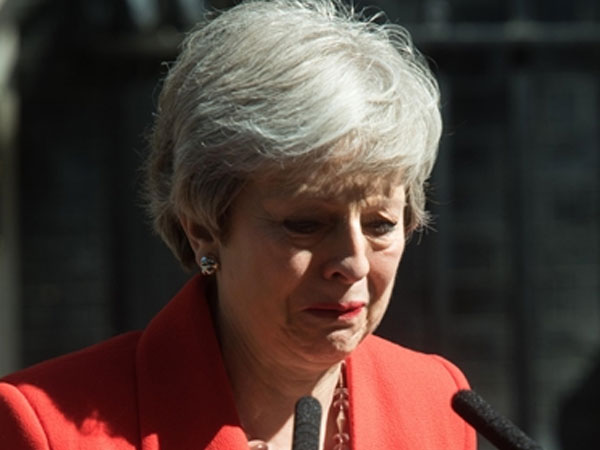 Theresa May - Thủ tướng Anh trỗi dậy và bị 'nhấn chìm' bởi Brexit