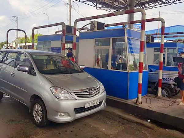 Vì sao Bộ GTVT chấp thuận đặt trạm T2 tại vị trí gây bức xúc?