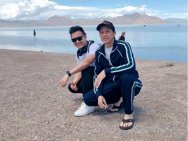Con trai đăng ảnh du lịch với nghệ sĩ Hoài Linh ở Mỹ