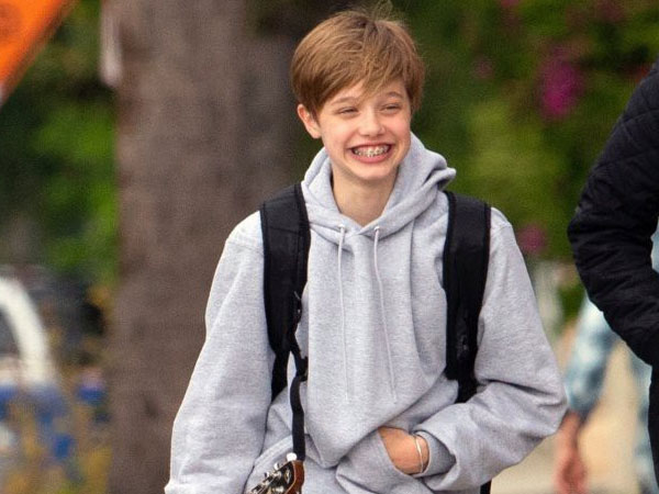 Hành trình lột xác gây choáng của con gái lớn nhà Brangelina: Từ công chúa Hollywood thành tomboy phá cách