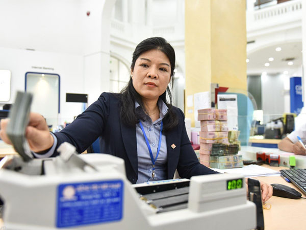 Ngân hàng nào có tỷ lệ nhân viên nghỉ việc cao nhất từ đầu năm?