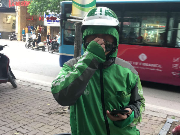 Thanh toán trước qua thẻ, cô gái đi nửa đường mới biết 'lên nhầm xe' còn bị tài xế Grab giả đòi trả 30 nghìn đồng