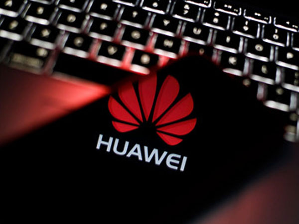 Cáp quang biển - quân bài trong tay áo của Huawei