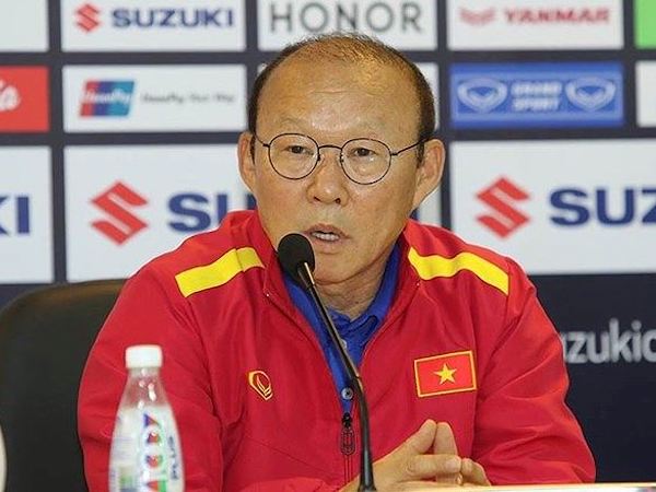 HLV Park Hang Seo 'đăng đàn' giải thích về danh sách tuyển Việt Nam?