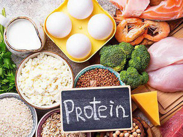 7 dấu hiệu đáng báo động cho thấy bạn đang dư thừa protein: Không giảm ngay, nhẹ thì tăng cân, nặng thì hại thận, đau tim!