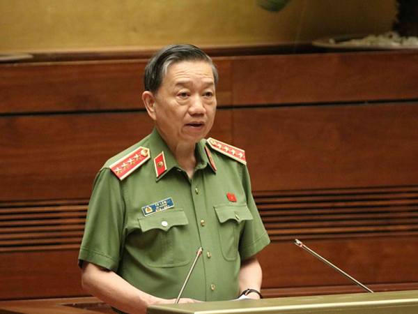 Đại tướng Tô Lâm là Bộ trưởng đầu tiên đăng đàn trả lời chất vấn