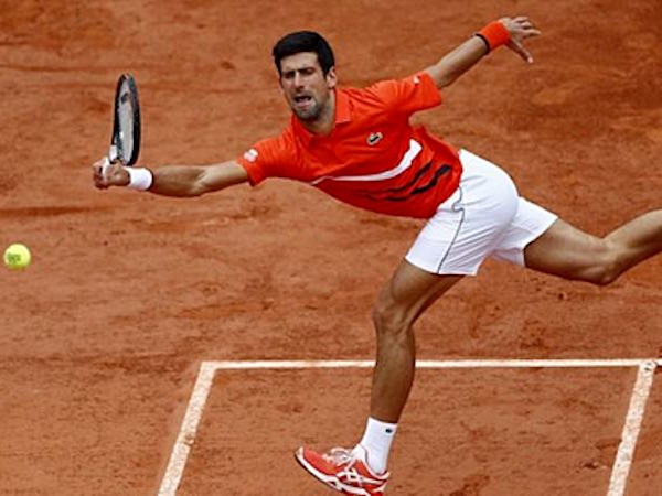 Djokovic dễ dàng vào vòng ba Roland Garros 2019