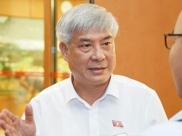 Lãnh đạo Sơn La kêu gọi cán bộ mua điểm cho con 'hãy tự nhận đi'