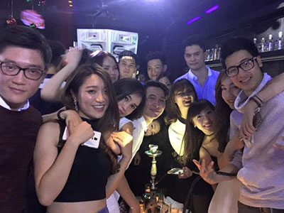 Hot girl Việt đi đâu, làm gì trong đêm đón năm mới 2015?