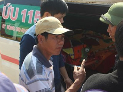 Ăn ốc lạ, 3 ngư dân tử vong