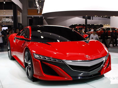 10 mẫu xe "hot" dự kiến được bán trong năm 2015