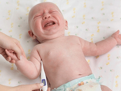 Con sống thực vật vì mẹ vắt tắc vào miệng