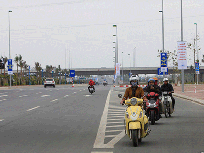 Lộn xộn lưu thông trên đường mới Võ Nguyên Giáp